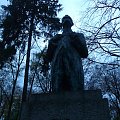 pomnik I. Daszyńskiego na Cmentarzu Rakowickim