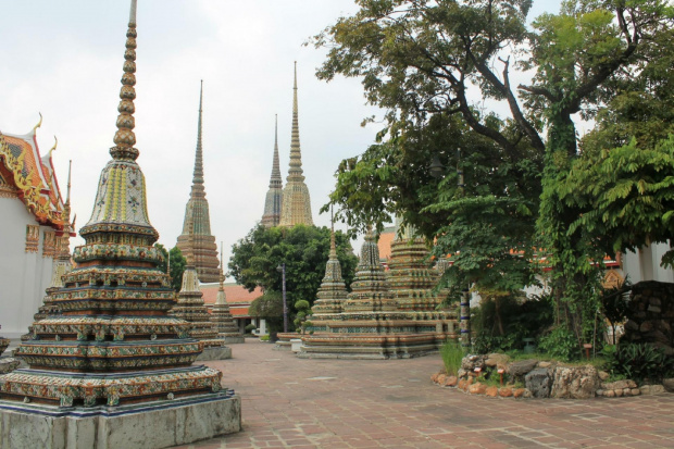 Wat Pho w Bangkoku.
Wat Pho powstała w okresie Ajutthaji i jest świątynią buddyjską. Świątynia Odpoczywającego Buddy jest jedną z największych w Tajlandii. #Tajlandia #Bangkok