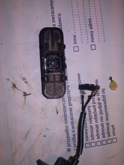 insignia naprawa przełącznika klapy bagażnika