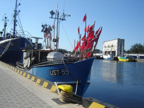 Kutry rybackie w porcie Ustka #BydgoskiWodniak #ustka #port