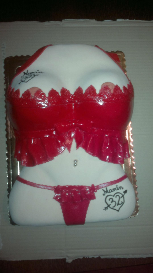 Tort - ciało kobiety #tort