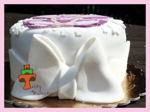 tort z wróżką dla dziewczynki #KokardaTortDlaDziewczynki #księżniczka #kwiatki #skrzydła #tort #TortyKraków #TortyWalentynki #wróżka