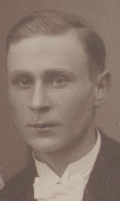 Aldon Dąbkiewicz ur. 1904 w Poznaniu. Drukarz. #dąbkiewicz #drukarnia #poznań